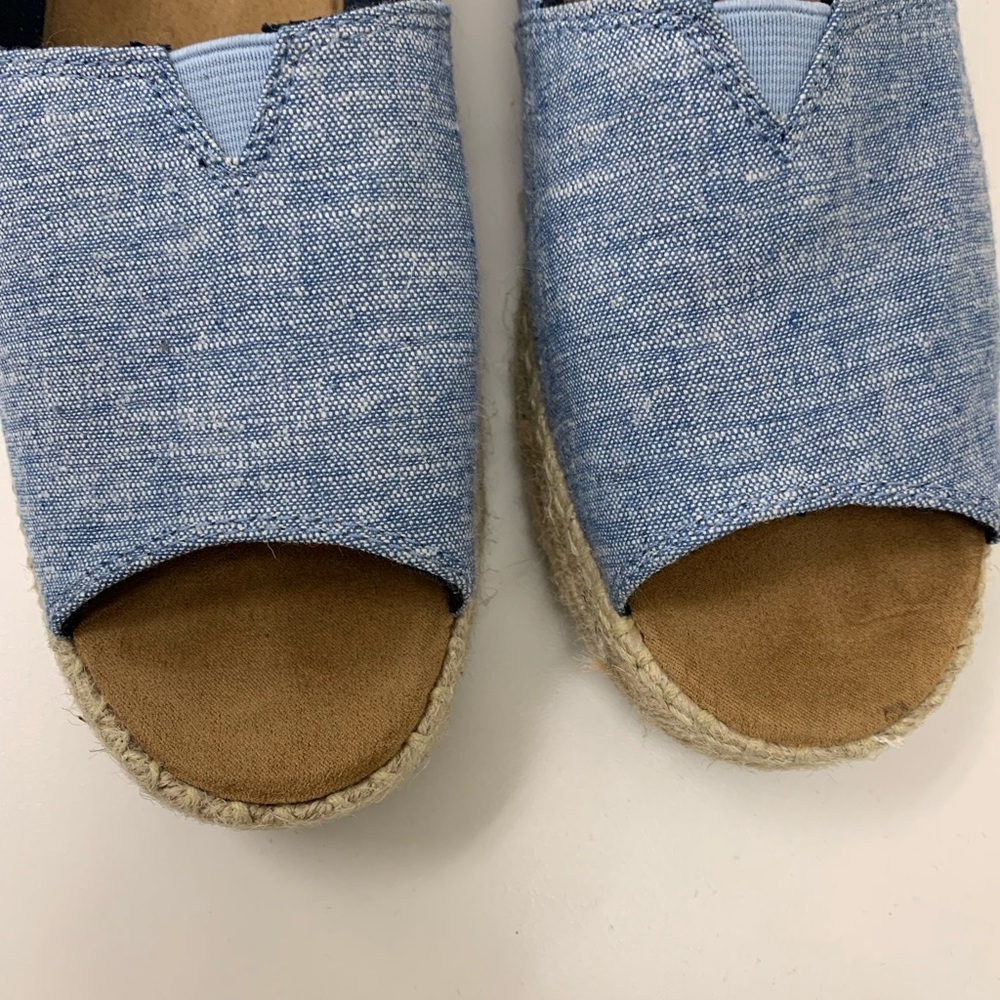 toms peep toe